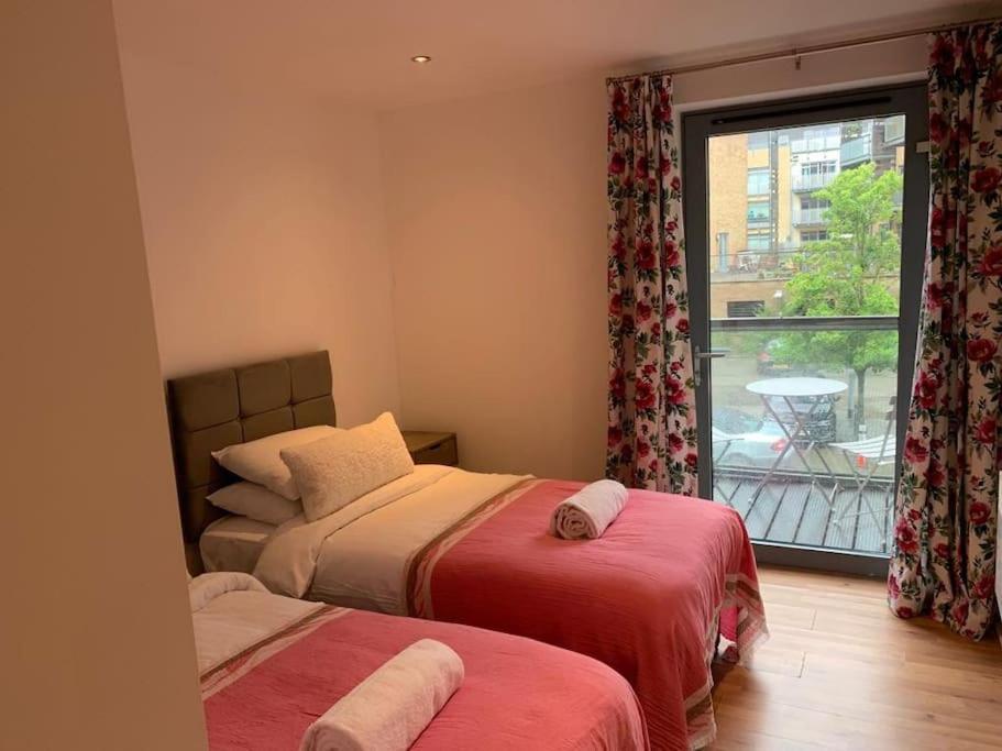 Brownberry Tree Serviced Apartment CBG Екстериор снимка